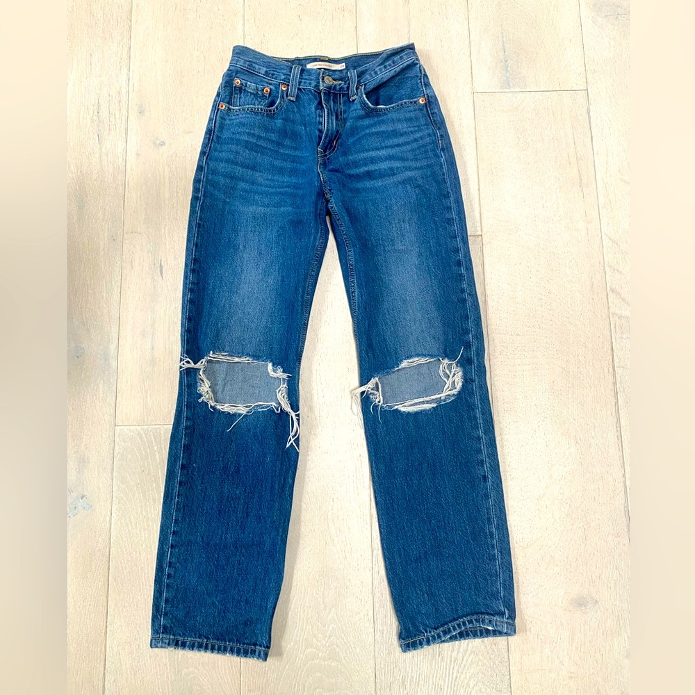 Levi straight leg jeans